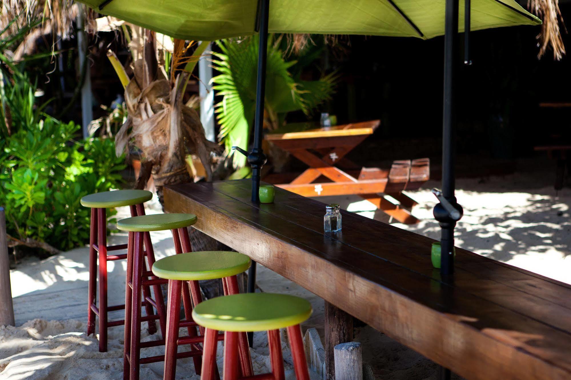 Karibuni Boutique Hotel (Adults Only) Cul de Sac Exteriör bild