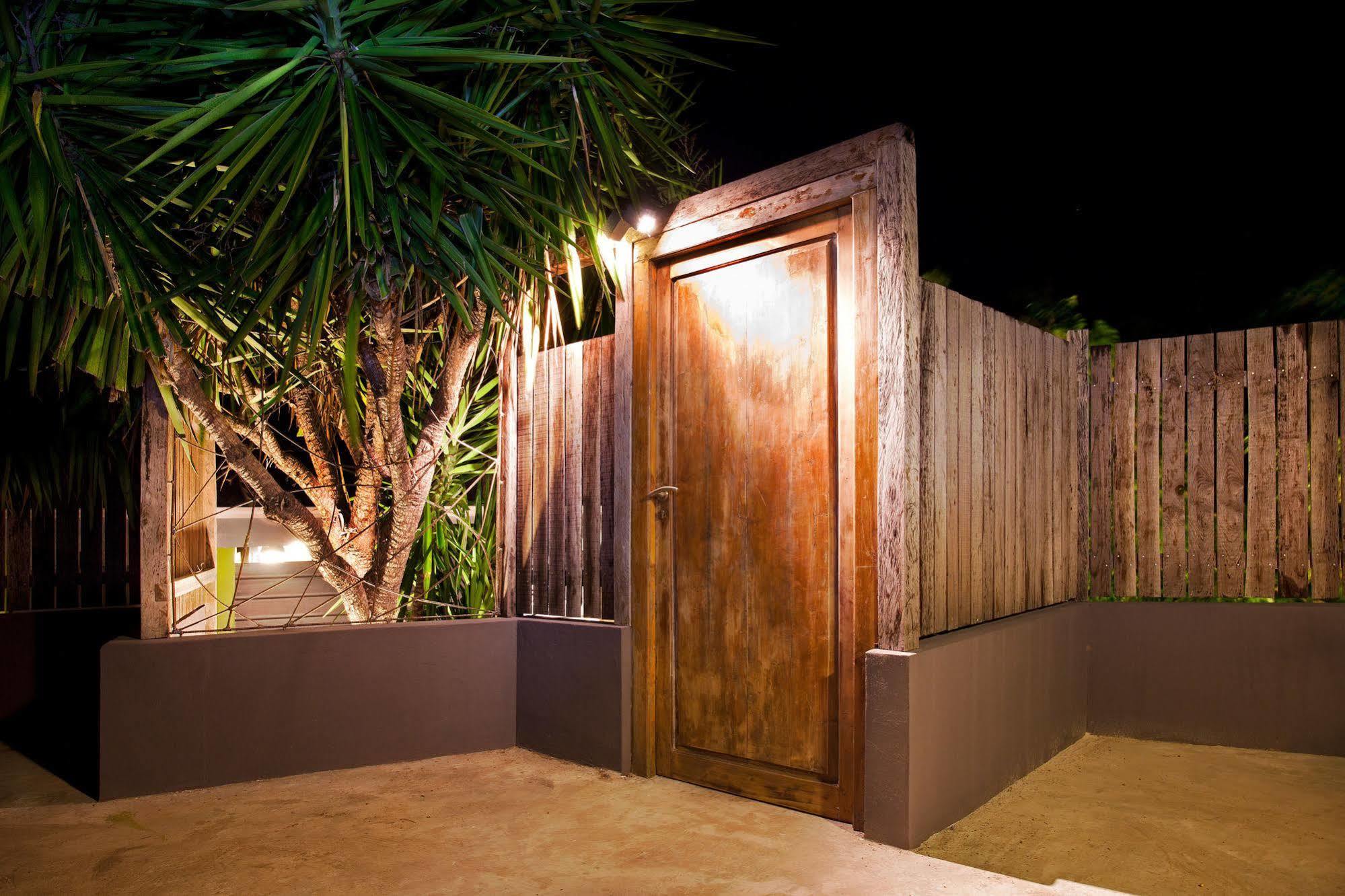 Karibuni Boutique Hotel (Adults Only) Cul de Sac Exteriör bild